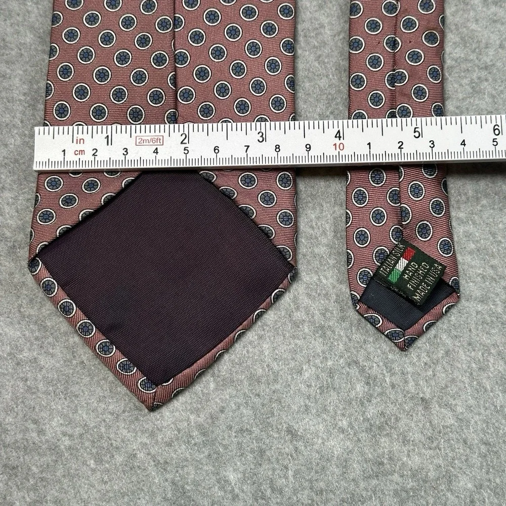 Gilbert & Lodge Italian Silk Tie Pink Blue Medallion Vintage Classic 56x3.3in